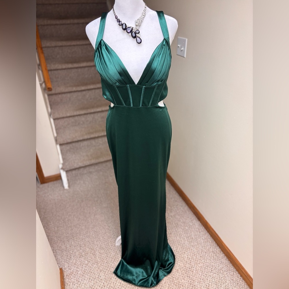 STUNNING!!!!Emerald green corset long dress